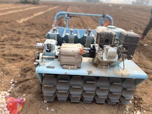 Self Propelled Garlic Seeder